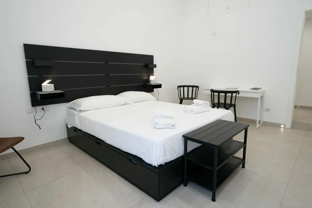 Gramsci Luxury Apartment By Dimorra Naples