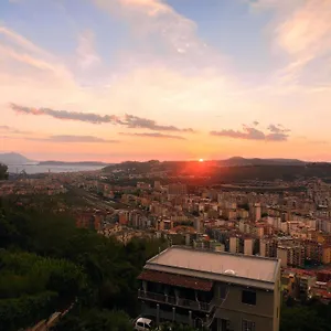 Appartamento Domus Marisa A Posillipo, Napoli